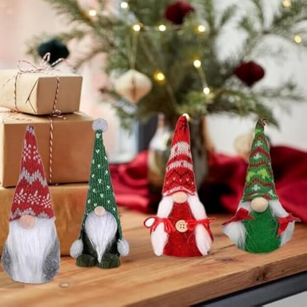 Tomte kalender - Räkna ner dagarna till julafton med en ny charmig tomte varje dag - Bild 3