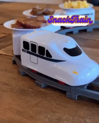 SnackTrain
